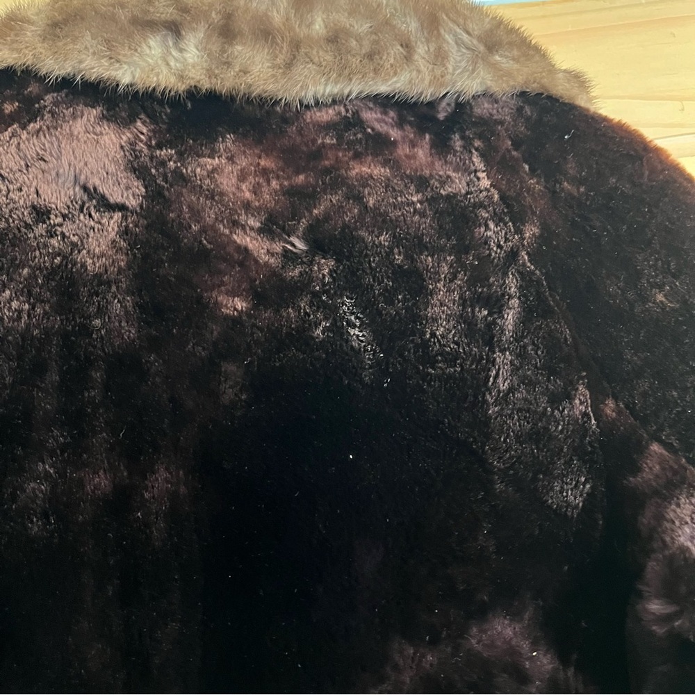 Vintage Brown Fur Long Coat Mink Fur Collar Custom Made - Classy Elegant Luxury - Picture 14 of 16